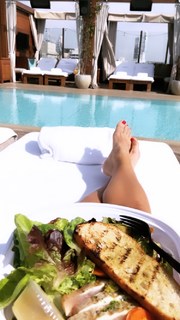 Charly Arnolt feet photo thumbnail