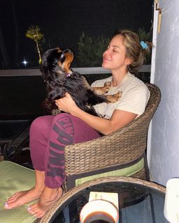 Charly Arnolt feet photo thumbnail