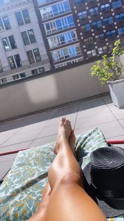 Charly Arnolt feet photo thumbnail