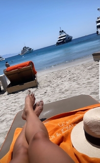 Charly Arnolt feet photo thumbnail