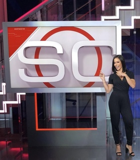 Charly Arnolt feet photo thumbnail