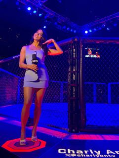 Charly Arnolt feet photo thumbnail