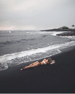 Charly Jordan feet photo thumbnail