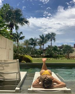 Charly Jordan feet photo thumbnail