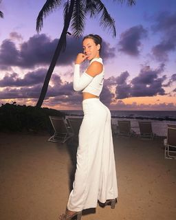 Charly Jordan feet photo thumbnail
