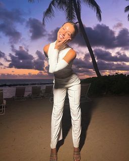 Charly Jordan feet photo thumbnail