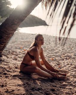 Charly Jordan feet photo thumbnail