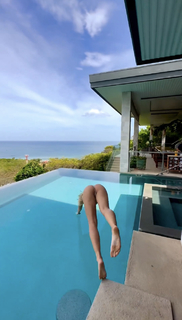 Charly Jordan feet photo thumbnail