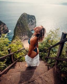 Charly Jordan feet photo thumbnail