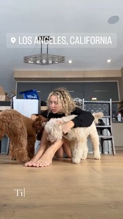 Charly Jordan feet photo thumbnail