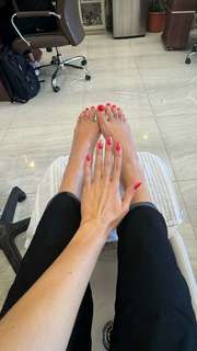 Charly Jordan feet photo thumbnail