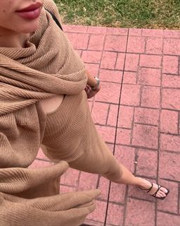 Charly Jordan feet photo thumbnail