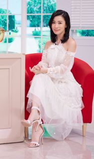 Charmaine Sheh feet photo 3