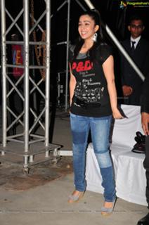Charmi Kaur feet photo 2