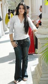 Charmi Kaur feet photo 2