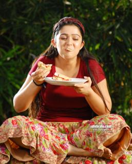 Charmi Kaur feet photo 5
