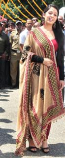 Charmi Kaur feet photo 3