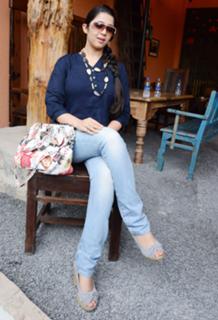 Charmi Kaur feet photo 5