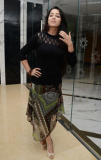Charmi Kaur feet photo 8