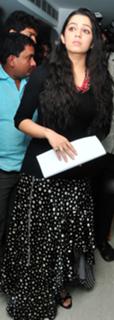 Charmi Kaur feet photo 4