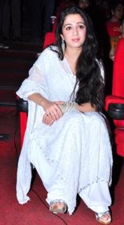 Charmi Kaur feet photo 7