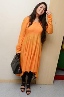 Charmi Kaur feet photo 14
