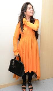 Charmi Kaur feet photo 10