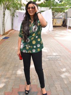 Charmi Kaur feet photo 12