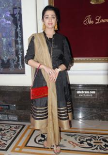 Charmi Kaur feet photo 8