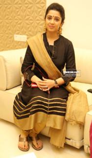 Charmi Kaur feet photo 6
