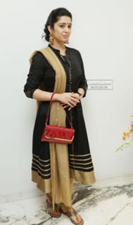 Charmi Kaur feet photo 3