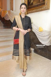 Charmi Kaur feet photo 20
