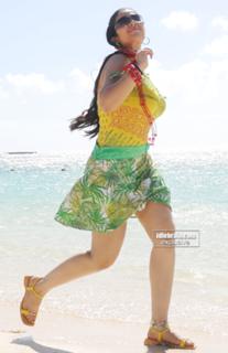 Charmi Kaur feet photo 17
