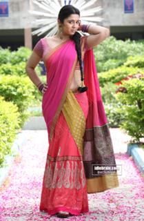 Charmi Kaur feet photo 19