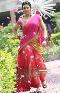 Charmi Kaur feet photo 16