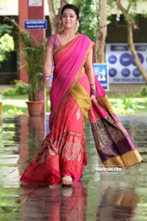 Charmi Kaur feet photo 14