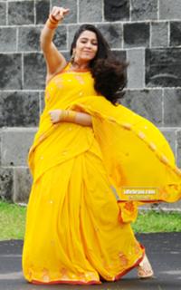 Charmi Kaur feet photo 7