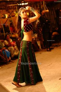 Charmi Kaur feet photo 1