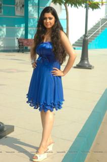 Charmi Kaur feet photo 9