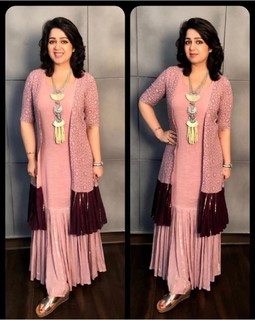Charmi Kaur feet photo 2
