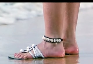 Charmi Kaur feet photo 6