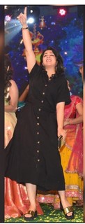 Charmi Kaur feet photo 13