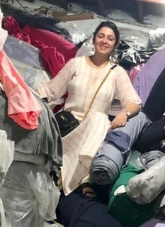 Charmi Kaur feet photo 2