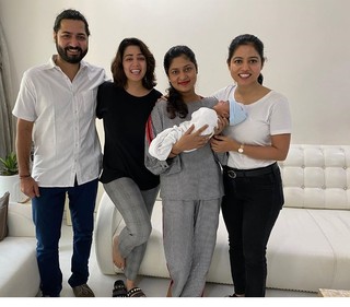 Charmi Kaur feet photo 14
