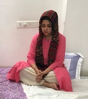 Charmi Kaur feet photo 9