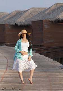 Charmi Kaur feet photo 9