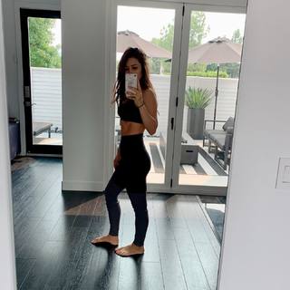 Chasty Ballesteros feet photo 2