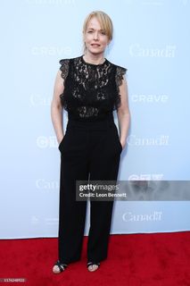 Chelah Horsdal feet photo 2