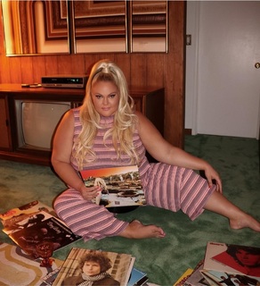 Chelcie Lynn feet photo 10
