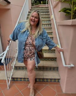 Chelcie Lynn feet photo 1